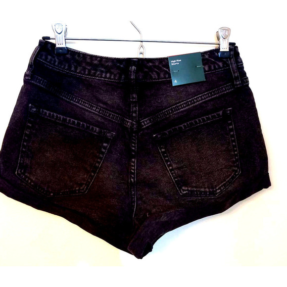 NWT Wild Fable Size 4 High Waisted Faded Black Cuffed Denim Jean Shorts - Picture 3 of 5